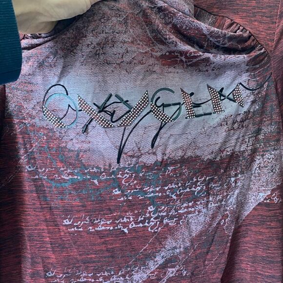 Oxygen shirt with scoop neckline - Picture 2 of 6